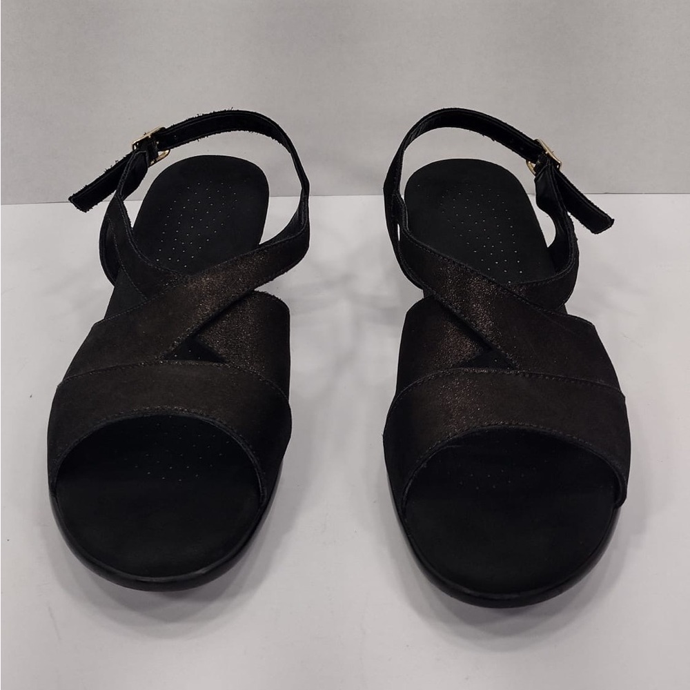 SAS Elegant Black Women's Sandals size 10N pre owned Exellent condition.